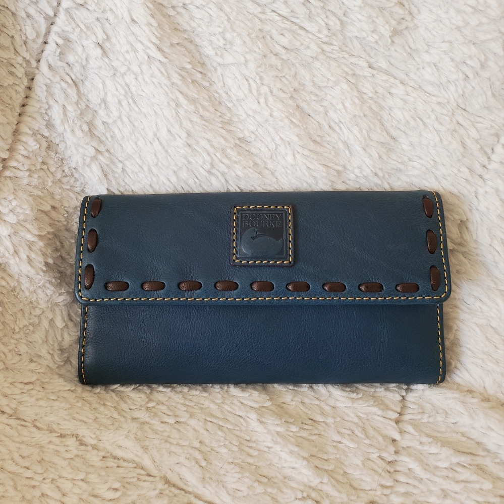 Dooney and Bourke Wallet